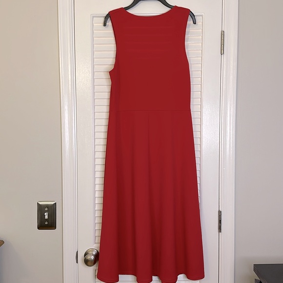 Red Dress 12 - Picture 3 of 6